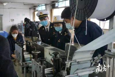 30万只口罩出口转内销,龙岗海关上门辅导助力企业快速供给